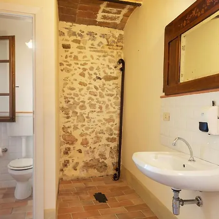 Villa Di Morice 14, Emma Castel Ritaldi