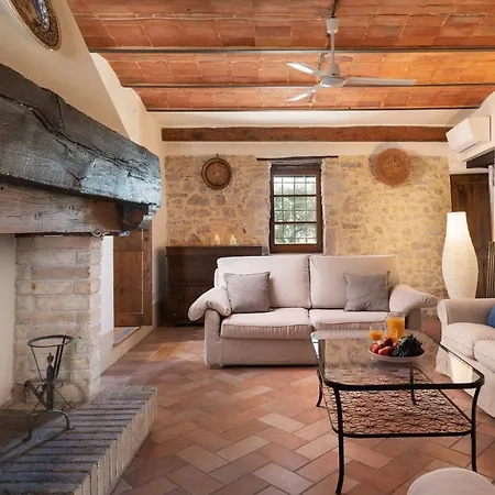 Di Morice 14, Emma Villa Castel Ritaldi