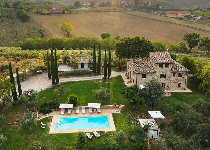 Villa Di Morice 14, Emma Castel Ritaldi